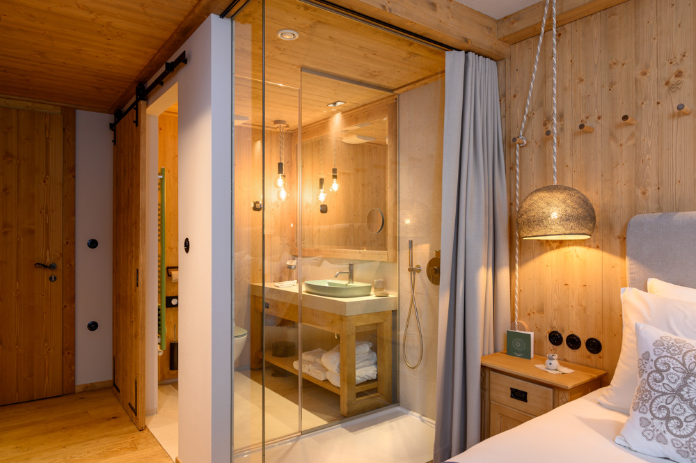 Soba superior z balkonom 2 Soba superior z balkonom 2