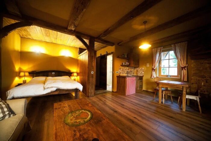 Lavender-Hill-apartma-Hrast-705×470