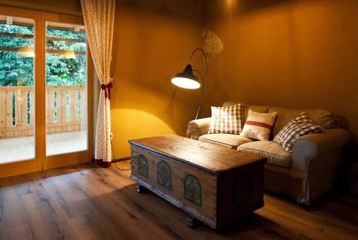 Lavender-Hill-apartma-Hrast-dnevni-prostor-705×470