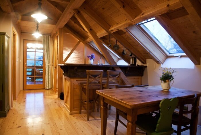 Lavender-Hill-apartma-Kasca-jedilnica-705×470