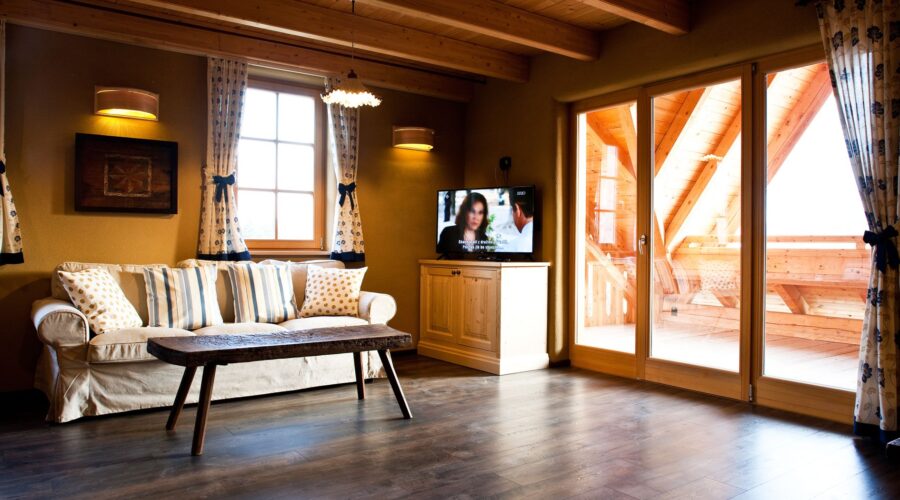 Lavender-Hill-apartma-Lavender-dnevni-prostor-1